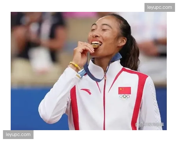 郑钦文谈双教练分工：巴格达尼斯为主里巴辅助正在磨合